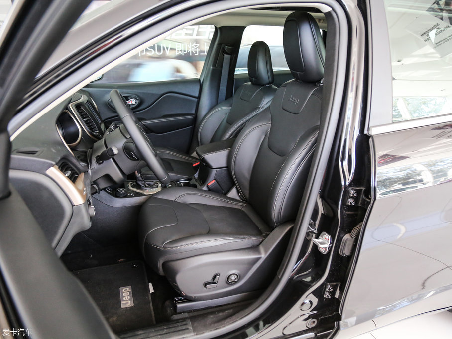 廣汽菲克2017款自由光