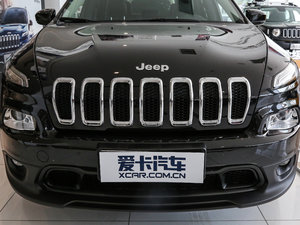 2017款2.4L 领先版智能包 中网