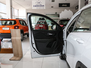 2017款2.0L 优越版 驾驶位车门