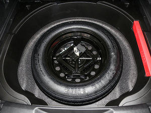2017款2.0L 优越版 备胎