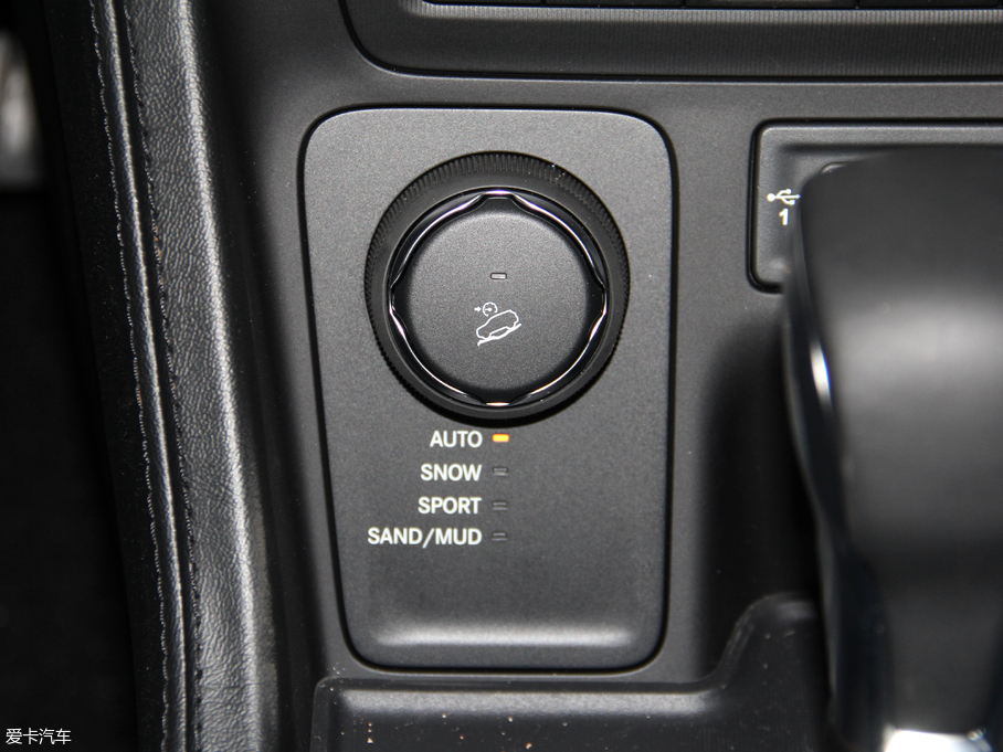 2018���ָ�]�� 2.0T ������팧���� ��V