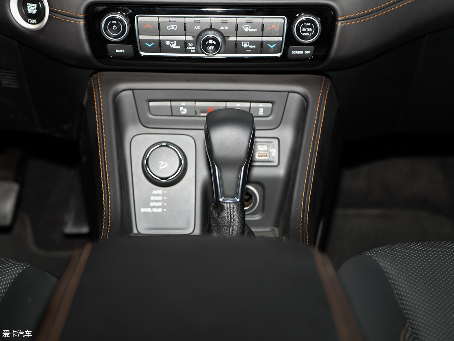 2018���ָ�]�� 2.0T ���(q��)������ ��V