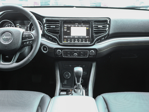 20182.0T (q) V п؅^(q)