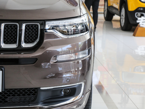 20182.0T (q) V (ji)^