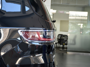 20182.0T (q) (gu)V (x)(ji)^