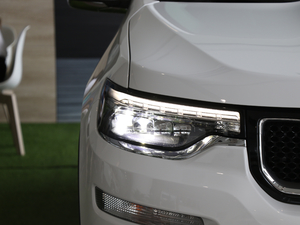 20182.0T (q)M(jn) V (x)(ji)^