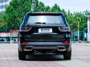 2018款2.0T 两驱进享版 国V 正后	