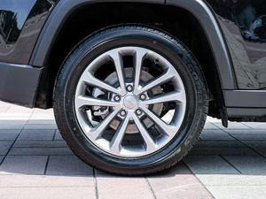 20182.0T (q)M V (ji)^