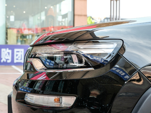 20182.0T (q)M V (ji)^