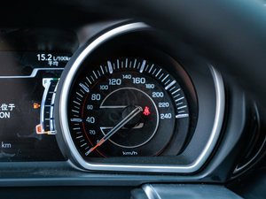 20182.0T (q)M V п؅^(q)