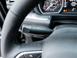 20182.0T (q)M V п؅^(q)