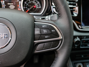 20182.0T (q)M V п؅^(q)