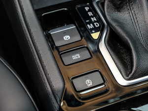 20182.0T (q)M V п؅^(q)