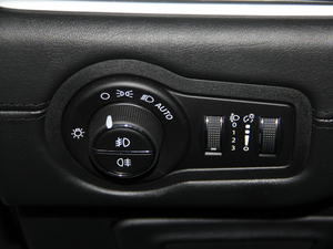 20182.0T 팧 V п؅^