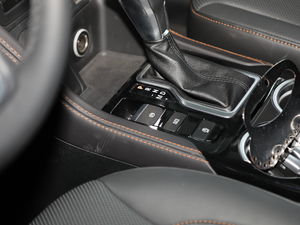 20182.0T (q) V v܇Ƅ