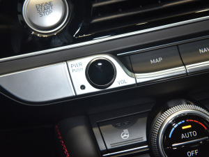 2021��2.0T Edition 1 �޶��� ����{��