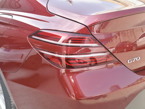 2021��2.0T ���(q��)���A�� β��