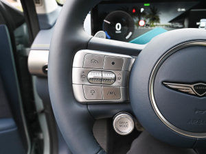 2023p늙C(j)(q)Ş п؅^(q)