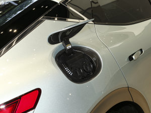 2023p늙C(q)Ş (ji)^