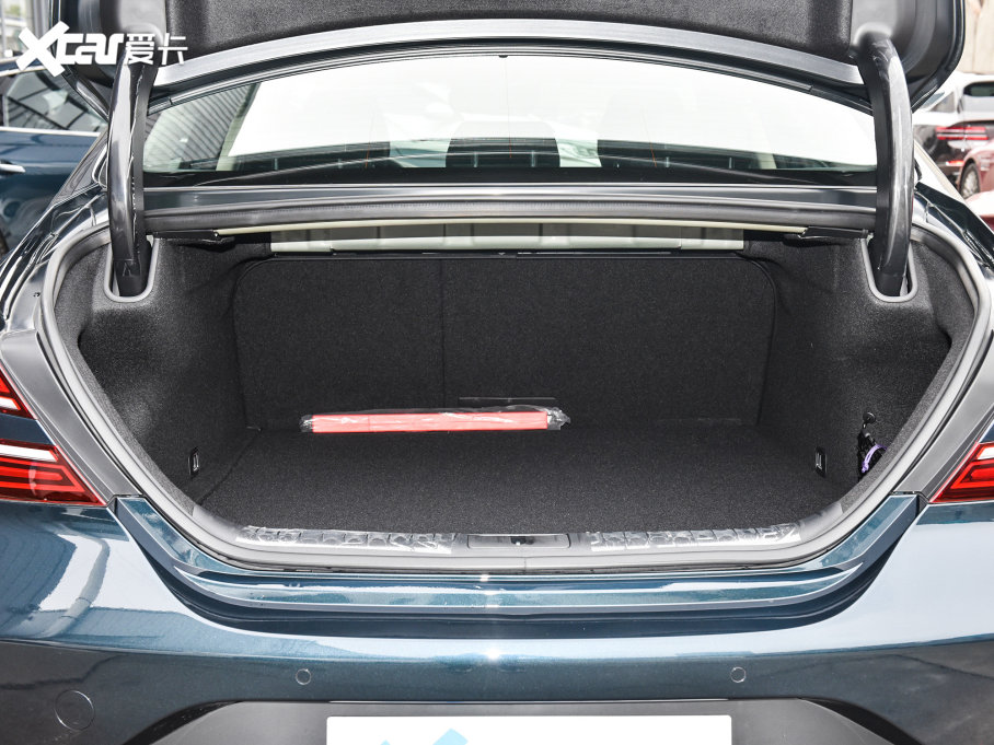 2023�����ِ˼G70 2.0T �����A��