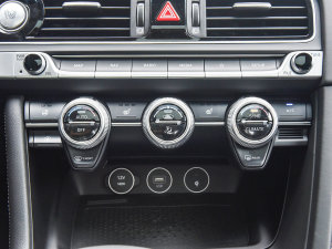 2023��2.0T �����A�� ���{�{��