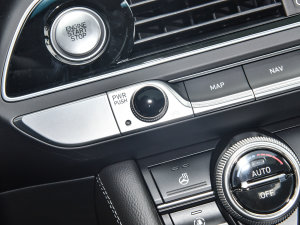 2023��2.0T �����A�� ����{��