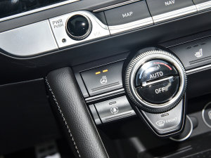 2023��2.0T �����A�� �п؅^