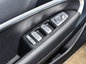 2023��2.0T ���(q��)���A�� �п؅^(q��)