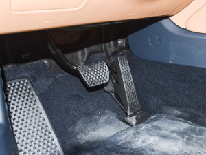 20232.5T A 5 п؅^(q)