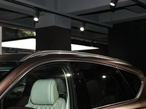 20232.5T (q)Ş 6 (x)(ji)^