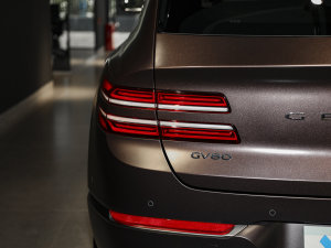 20232.5T (q)Ş 6 (x)(ji)^