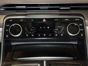 20232.5T (q)Ş 6 {(dio){(dio)(ji)