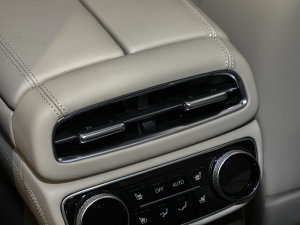 20232.5T (q)Ş 6 п؅^(q)