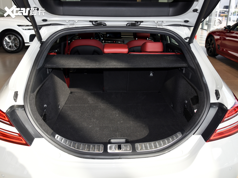 2024�����ِ˼G70 Shooting Brake 2.0T �����Ş��