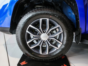 2020款2.0T 手动四驱舒享版 汽油 轮圈