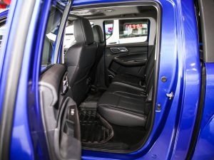 2020款2.0T 手动四驱舒享版 汽油 后排空间