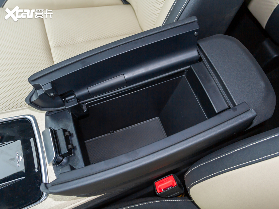 2020SS350 2.0T ԄӃm