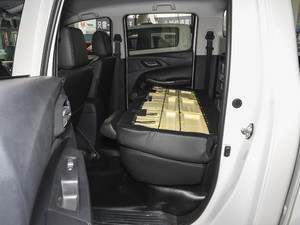 2020款1.8T 汽油四驱舒享版标轴JX4G18A6L 后排座椅放倒