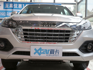 2020款2.5T 柴油两驱尊享版长轴JX4D25A6L 中网