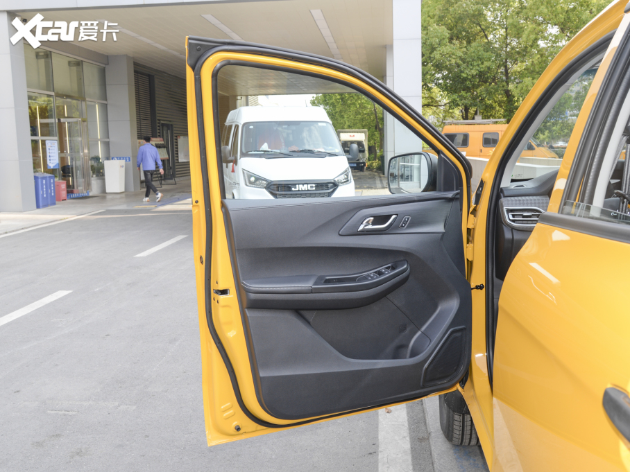 2022 2.5T քƽ؛LS 