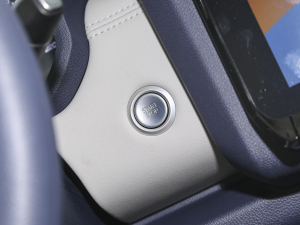 2023ȫ 2.3TԄӃLS п؅^(q)