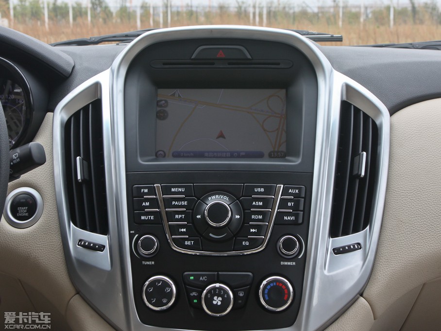 2013SS350  2.4T (q)ԄӺA 