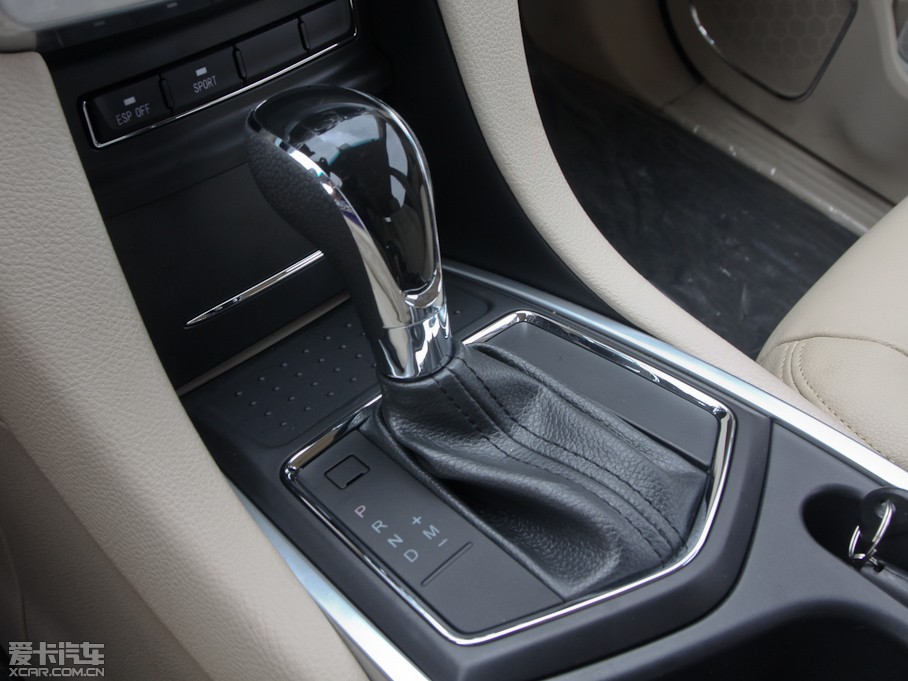 江鈴汽車2013款新馭勝S350