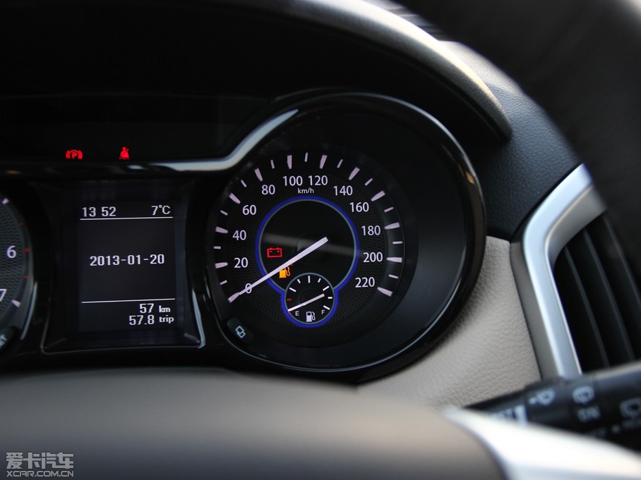 2013SS350  2.0T (q)քӺA 