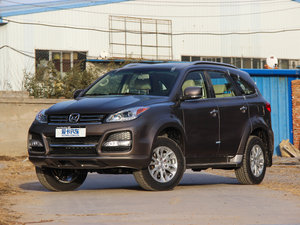 2013款汽油 2.0T 两驱手动豪华版 七座 左前45度