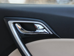 2013 2.0T (q)ք(dng)A  g