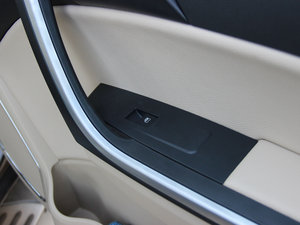 2013 2.0T (q)ք(dng)A  g