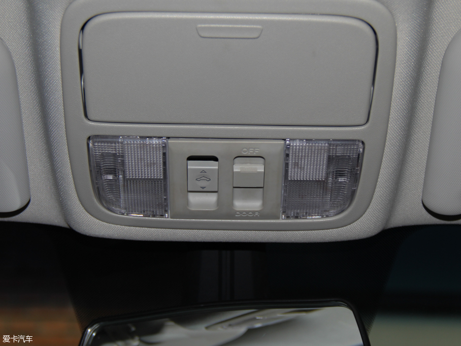 2016SS350 2.0T ԄͺA촰5