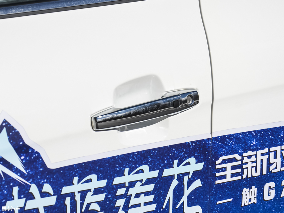 2016SS350 2.0T ԄӃ(q)ͺA5