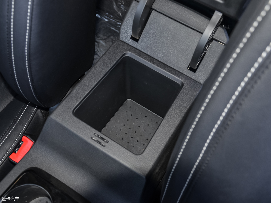 2016SS350 2.0T ԄӃͺA5